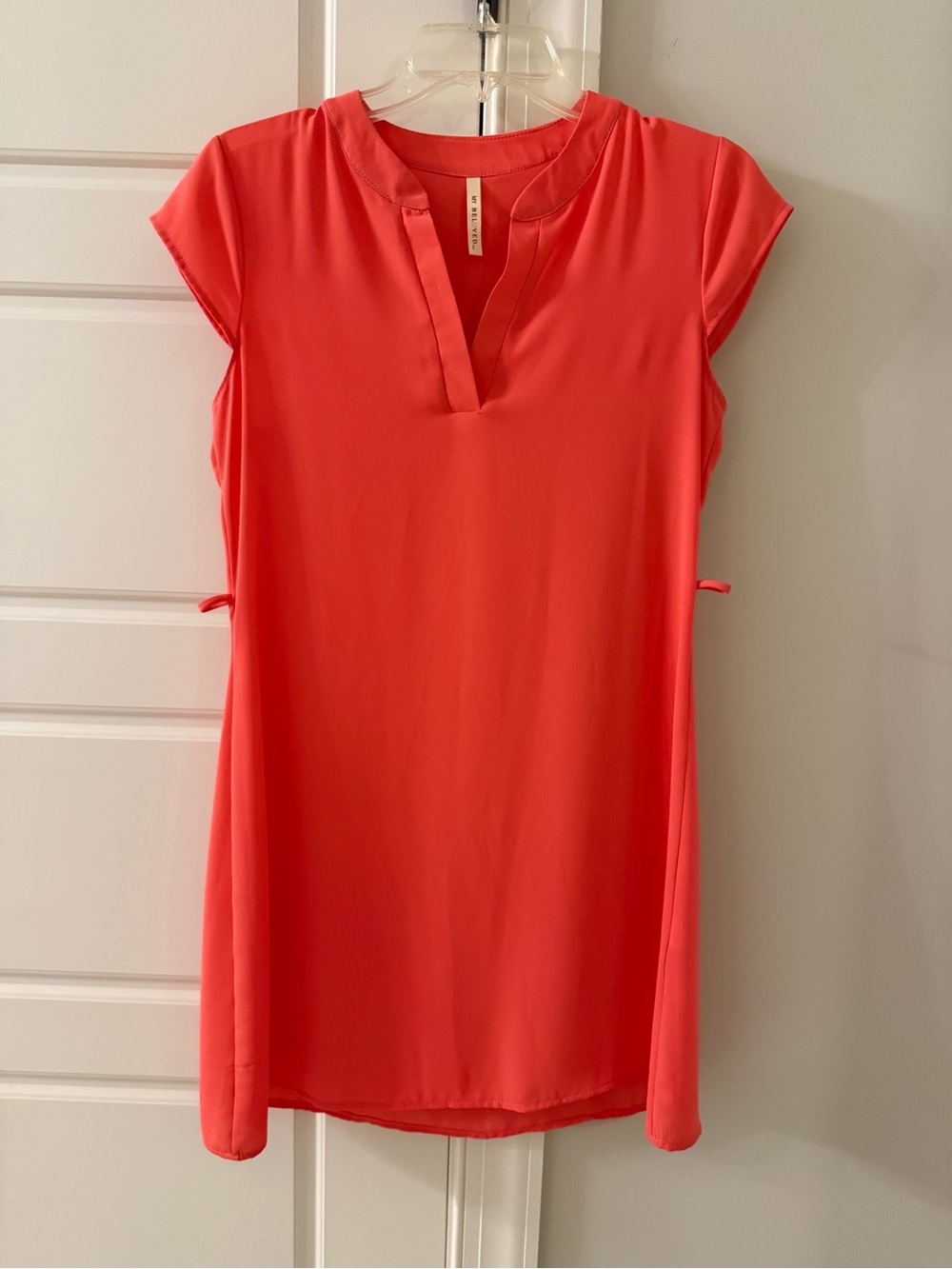 Women’s Coral Split-Neck Tunic Dress